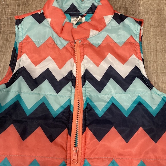 One step up vest size 7/8 - Picture 2 of 2